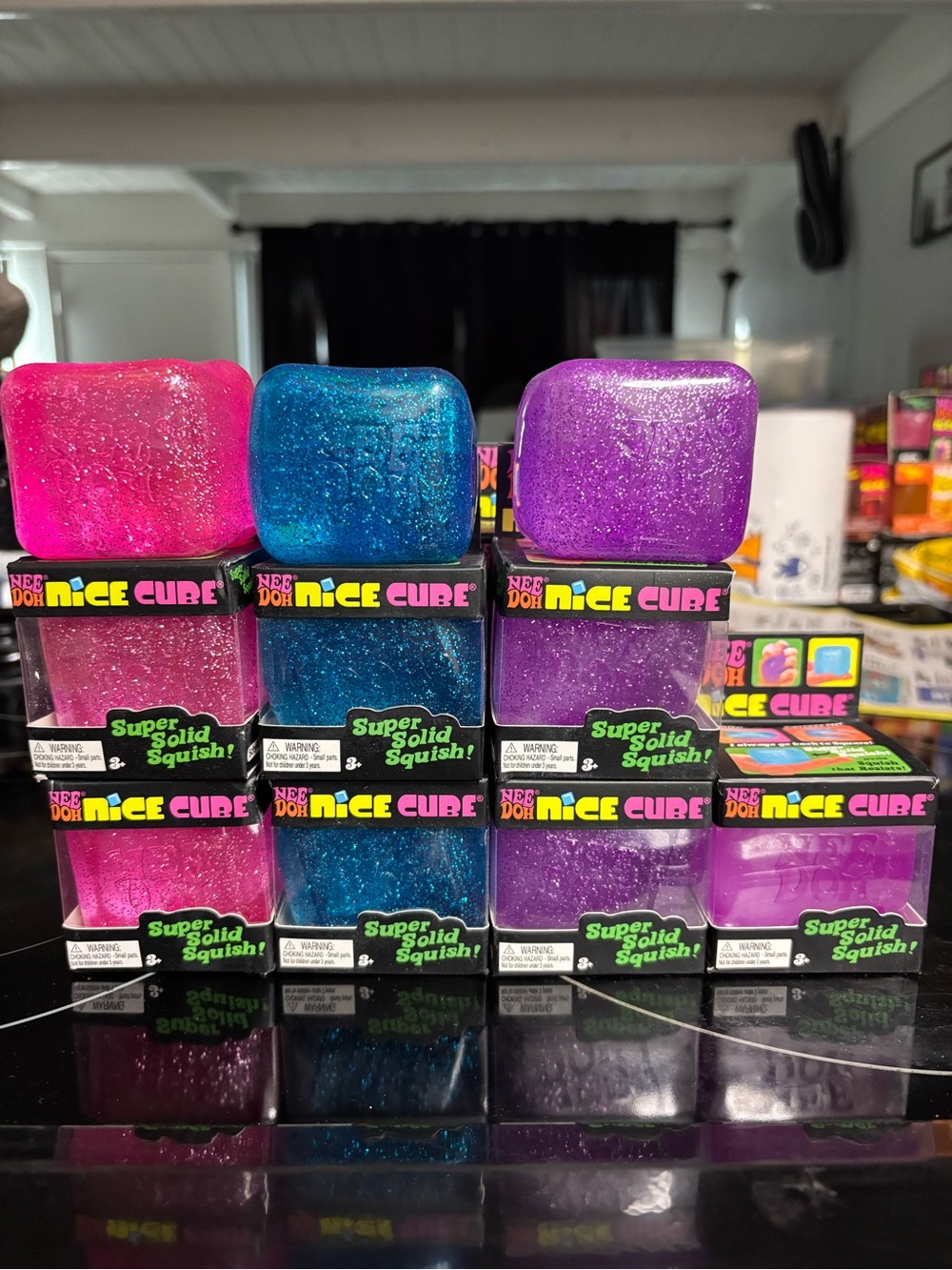 Nice Cube Glitter Squish Toy